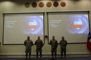 Oficiales de la Armada aprobaron curso para ser Observadores Militares Oficiales de la Armada aprobaron curso para ser Observadores Militares