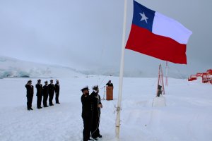 Base Naval Antártica “Arturo Prat” conmemora aniversario de la hazaña del Piloto Luis Pardo
