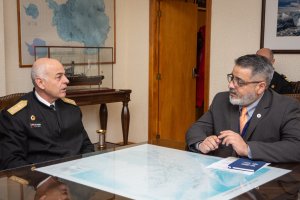 Comandante en Jefe de la Armada efectuó visita a Punta Arenas Comandante en Jefe de la Armada efectuó visita a Punta Arenas