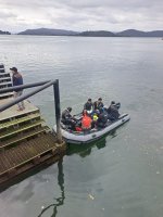 Autoridad Marítima retiró cerca de 200 kilos de desechos desde el fondo del sector Bahía de Corral Autoridad Marítima retiró cerca de 200 kilos de desechos desde el fondo del sector Bahía de Corral
