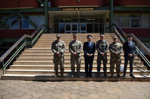 Batallón IM Nº 31 “Aldea” recibe a Ministro Consejero de la República de Corea