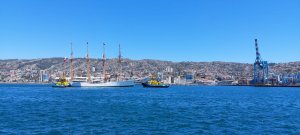 Buque Escuela (BE) “Esmeralda” recala en Valparaíso y finaliza su Viaje de Instrucción
