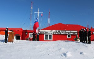 Base Naval Antártica “Arturo Prat” conmemoró el 83º Aniversario de la delimitación del Territorio Antártico Chileno