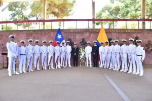 Cadetes del Buque Escuela ARC “Gloria” de la Armada de Colombia visitaron la Escuela Naval “Arturo Prat”