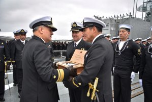 Contraalmirante Mauricio Arenas asume como Comandante en Jefe de la Escuadra Nacional