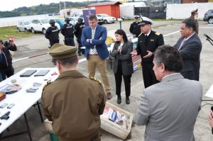 Armada desbarata organización criminal dedicada al robo de salmón en Chiloé Armada desbarata organización criminal dedicada al robo de salmón en Chiloé