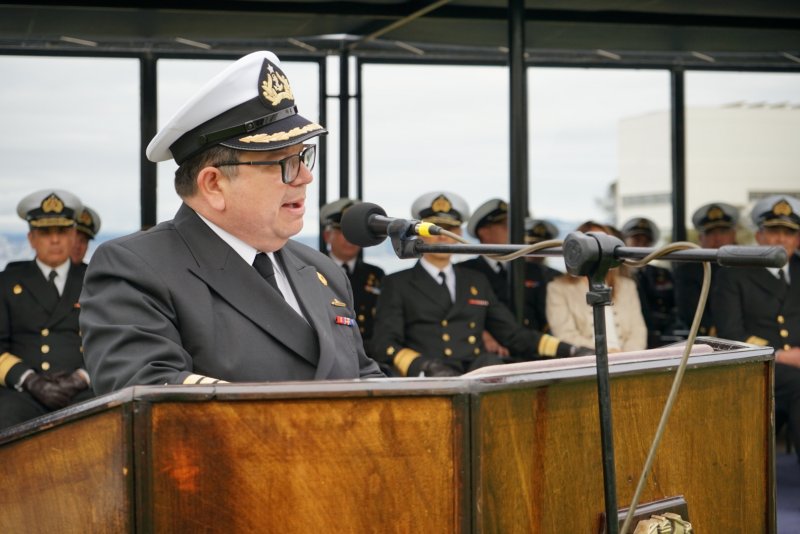 Comandante en Jefe de la Armada encabeza ceremonia de despedida de ...