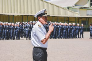 Director de Educación de la Armada revista al Curso de Instructores