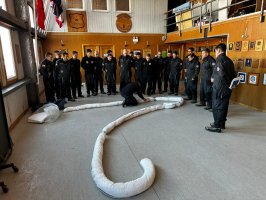 Alcaldía de Mar de Rada Covadonga en Territorio Chileno Antártico realizó instrucción de combate a la contaminación Alcaldía de Mar de Rada Covadonga en Territorio Chileno Antártico realizó instrucción de combate a la contaminación
