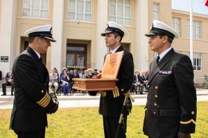 Director de la Academia de Guerra Naval entrega su mando