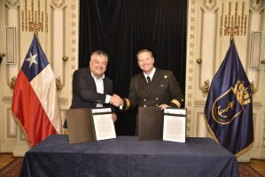 Secretaría General de la Armada firma convenio de colaboración con la municipalidad de Limache