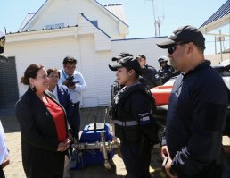 Ministra de Defensa visitó Capitanía de Puerto de Pichilemu Ministra de Defensa visitó Capitanía de Puerto de Pichilemu