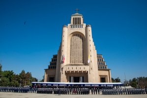 Delegación de la Armada participa en el 206° aniversario del Abrazo de Maipú