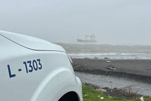 Capitanía de Puerto de Talcahuano coordina emergencia en bahía de Concepción Capitanía de Puerto de Talcahuano coordina emergencia en bahía de Concepción