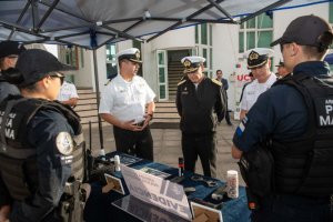 Comandante en Jefe de la Armada efectuó revista inspectiva a unidades y reparticiones del norte del país Comandante en Jefe de la Armada efectuó revista inspectiva a unidades y reparticiones del norte del país