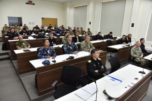 Con exposiciones a cargo del Naval War College de Estados Unidos comienzan actividades en tierra de UNITAS 2024 Con exposiciones a cargo del Naval War College de Estados Unidos comienzan actividades en tierra de UNITAS 2024