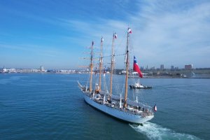 Buque Escuela (BE) “Esmeralda” recala al puerto argentino de Mar del Plata Buque Escuela (BE) “Esmeralda” recala al puerto argentino de Mar del Plata