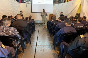 En la fragata “Condell” se desarrolló seminario de Liderazgo En la fragata “Condell” se desarrolló seminario de Liderazgo