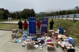 Policía Marítima y personal de Aduanas incauta frascos de fentanilo Policía Marítima y personal de Aduanas incauta frascos de fentanilo