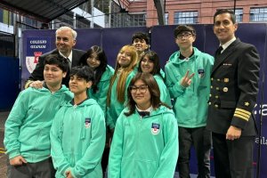 Alumnos de la región Metropolitana conocerán unidades y reparticiones de la Armada en Punta Arenas Alumnos de la región Metropolitana conocerán unidades y reparticiones de la Armada en Punta Arenas