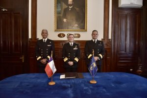 Asume nuevo Director de Operaciones del Estado Mayor General de la Armada Asume nuevo Director de Operaciones del Estado Mayor General de la Armada