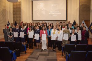 Funcionarias de la Armada son distinguidas en el Día Nacional de la Cantinera por su contribución a la Defensa Nacional Funcionarias de la Armada son distinguidas en el Día Nacional de la Cantinera por su contribución a la Defensa Nacional