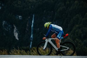 Equipo de Triatlón de la Armada presente en el Patagonman 2024