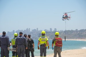Autoridad Marítima de Valparaíso inicia temporada estival 2024-2025 en el Muelle Vergara Autoridad Marítima de Valparaíso inicia temporada estival 2024-2025 en el Muelle Vergara
