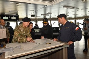 Presidente Boric realiza navegación en Rompehielos “Almirante Viel” Presidente Boric realiza navegación en Rompehielos “Almirante Viel”