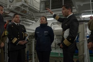 Rompehielos “Almirante Viel” recaló a Puerto Montt Rompehielos “Almirante Viel” recaló a Puerto Montt