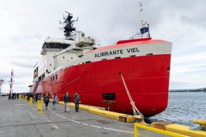 El Rompehielos “Almirante Viel” llega a su puerto base en Punta Arenas El Rompehielos “Almirante Viel” llega a su puerto base en Punta Arenas