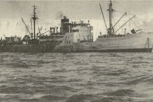 “Luz chilena en mares antárticos”: historia del primer faro nacional en Antártica