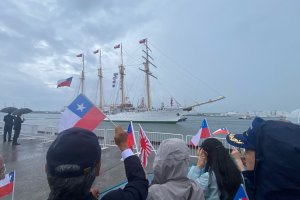 Tras 28 años, el Buque Escuela Esmeralda regresa a Osaka como embajadora de Chile en la Expo Mundial 2025