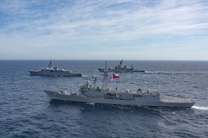 Armada de Chile y Fuerza Marítima de Autodefensa de Japón realizaron ejercicio conjunto en la mar