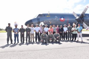 Comandante en Jefe de la Armada realiza revista operativa a Rapa Nui