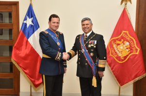 Comandante en Jefe de la Armada participa en los tradicionales actos oficiales por aniversario patrio