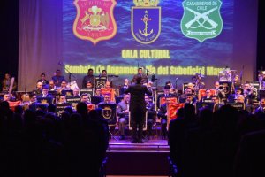 Con gala cultural conmemoran 100 años del grado de Suboficial Mayor de la Armada