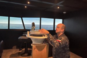 Armada de Chile: oficiales participan como inspectores en la certificación de buques en Reino Unido