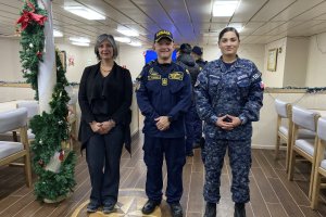 Especialistas de Meteorología realizaron instrucción a bordo del buque colombiano “Simón Bolívar” previo a su despliegue antártico