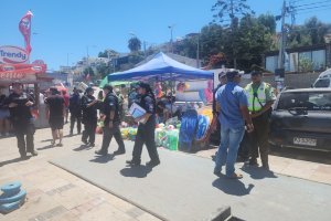 Capitanía de Puerto de Tongoy participa en operativo de recuperación de espacios públicos