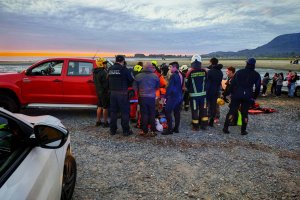 Capitanía de Puerto de Puerto Montt rescata a cuatro personas en peligro de inmersión