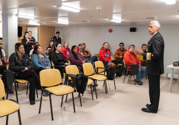 Primer Crucero de Investigación Marina en Áreas Remotas en Territorio Chileno Antártico