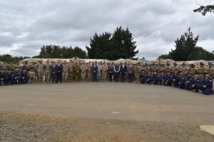 Comandante en Jefe acompaña a Presidente y ministros de Interior, Defensa y Seguridad en visita a Los Álamos