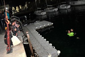 Capitanía de Puerto de Valparaíso realizó taller de seguridad para deportistas náuticos