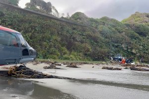 Armada rescata a cinco tripulantes tras varamiento de su embarcación al sur de la Isla Grande de Chiloé