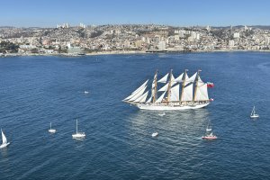 Buque Escuela "Esmeralda" inicia su 70° Crucero de Instrucción