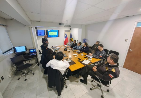 Autoridades marítimas y actores portuarios analizaron balance de la temporada de cruceros 2025/2026 en Punta Arenas
