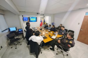 Autoridades marítimas y actores portuarios analizaron balance de la temporada de cruceros 2025/2026 en Punta Arenas