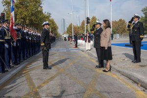 Hacia los 150 años: Vitacura anuncia proyecto para nombrar estación de Metro “Arturo Prat”