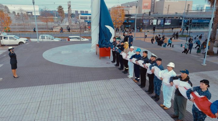 Segunda Zona Naval realiza actos cívico-militares en la ciudad de Concepción con motivo del Mes del Mar